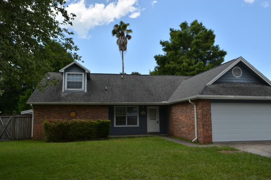 LEAST EXPENSIVE HOME IN THE BEST NEIGHBORHOOD! This home is located in the desirable Overbrook neighborhood! This pool home has a huge upstairs bonus room that could be used as a 4th bedroom or office/den/playroom. Home has lots of space and tons of possibilities for the right person. The kitchen has a cut-out window to the living area with breakfast bar and tile backsplash. There is a formal dining room with trey ceiling. Living room with fireplace,cathedral and view from upstairs balcony. Master bedroom and master bathroom are large and luxurious! Pool and mature trees in yard. House needs some cosmetics. New pool pump in 2014.