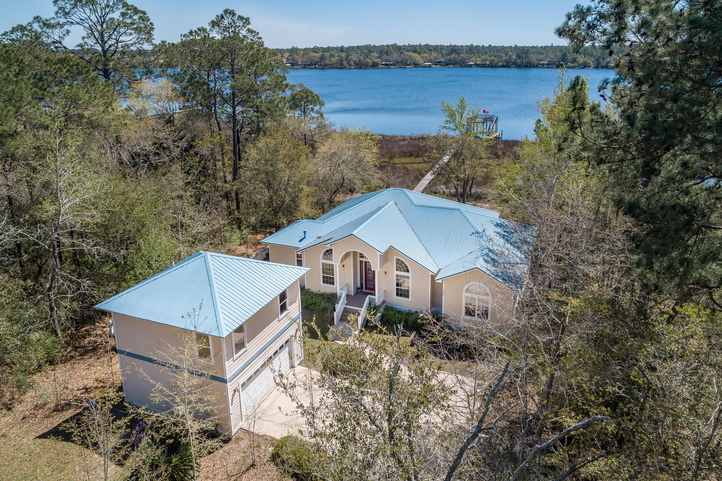 LAGRANGE SHORES - Residential