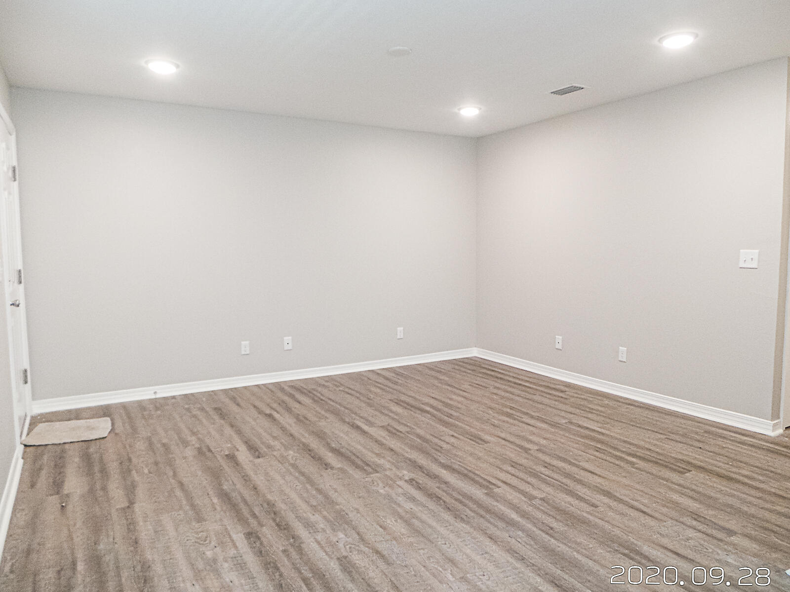 Berthe Avenue Apartments - Residential Lease