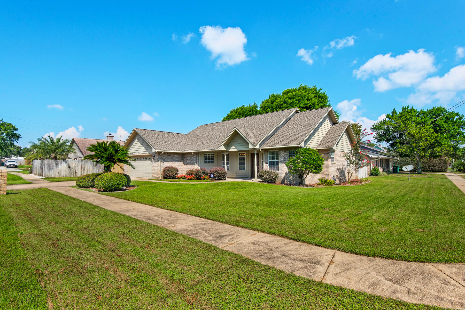 Charming 3 Bedroom 2 bath home located in the highly sought-after Destin, Florida. This home allows you to experience the quintessential coastal lifestyle. Enjoy quick access to the pristine beaches, renowned dining establishments, shopping centers, and recreational activities that Destin is famous for. You'll have peace of mind knowing that the roof was recently replaced in 2022 and a new HVAC was installed in 2019. The split bedroom floor plan ensures privacy and convenience for both residents and guests. The primary bedroom features an ensuite bathroom with dual vanities, walk-in shower, and separate tub. You also have an additional flex room that could be used as an office or 4th bedroom. The spacious side yard has a dedicated area for boat parking, so no need for costly marina fees because you can keep your boat right at home. Whether you're seeking a permanent residence or a vacation home, this meticulously maintained home offers it all. Don't miss this opportunity to own a slice of paradise in Destin!