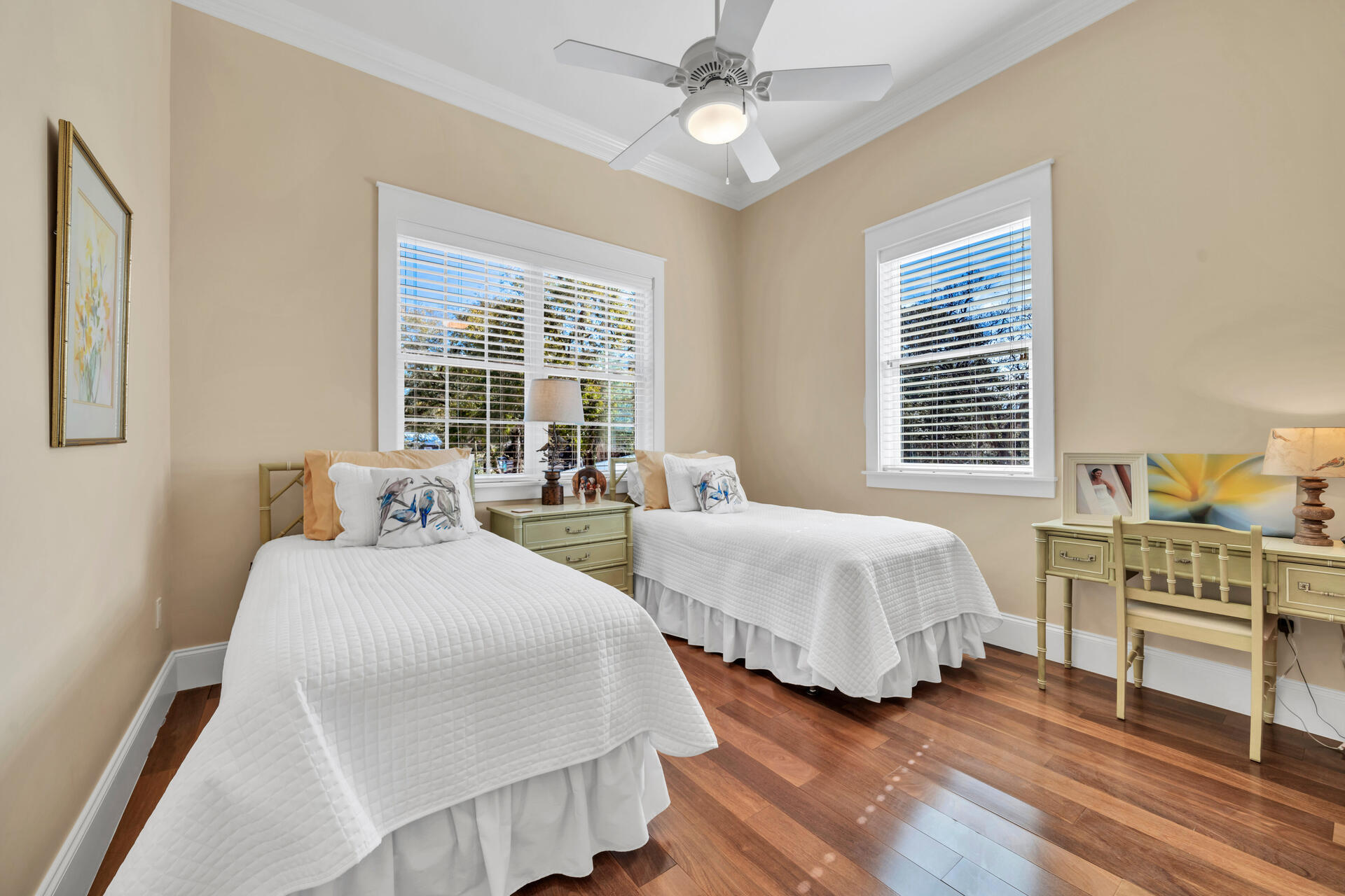 GREY MOSS POINT - Residential