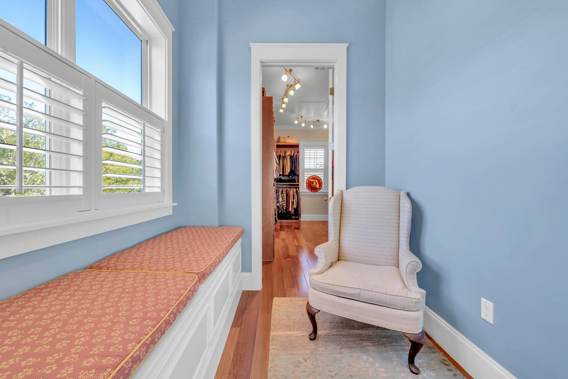 GREY MOSS POINT - Residential