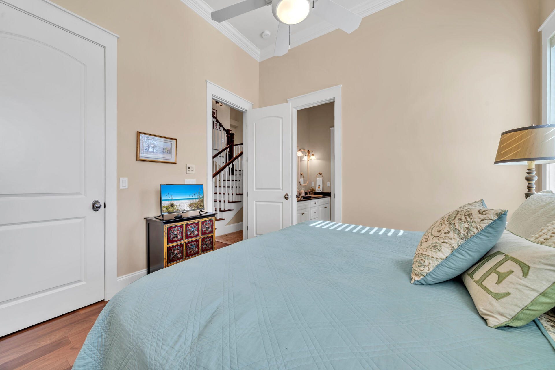 GREY MOSS POINT - Residential