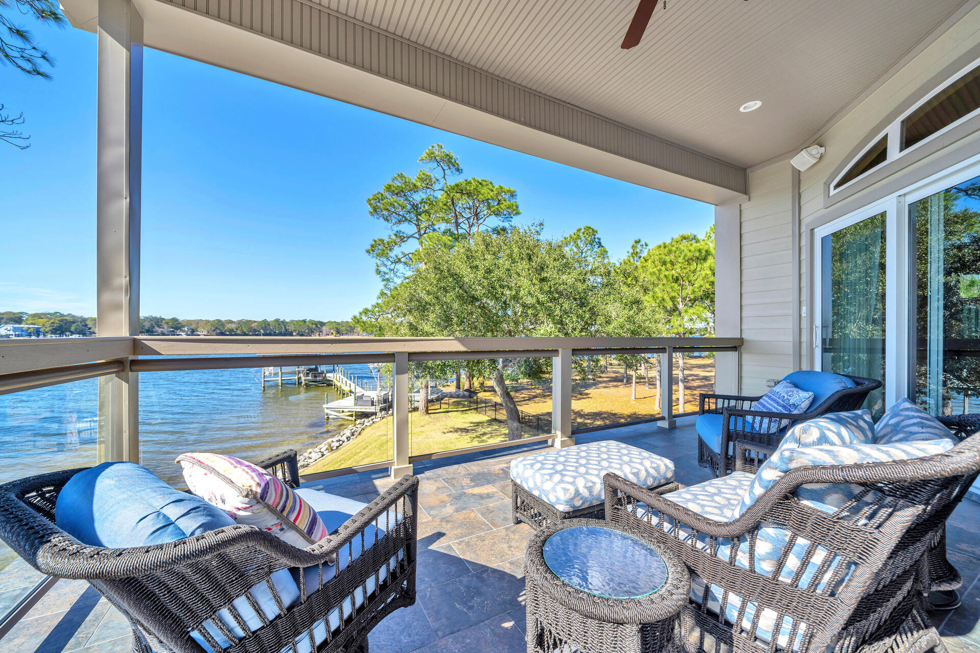 GREY MOSS POINT - Residential