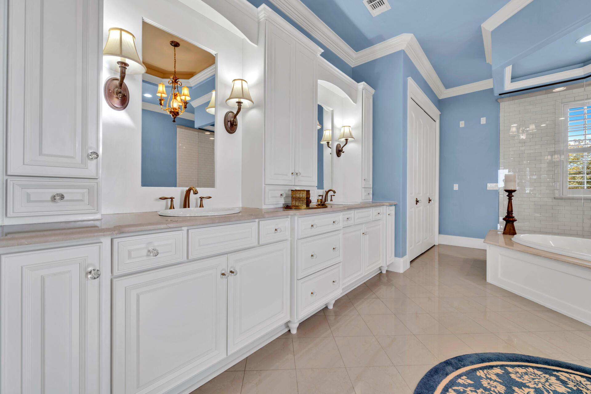 GREY MOSS POINT - Residential