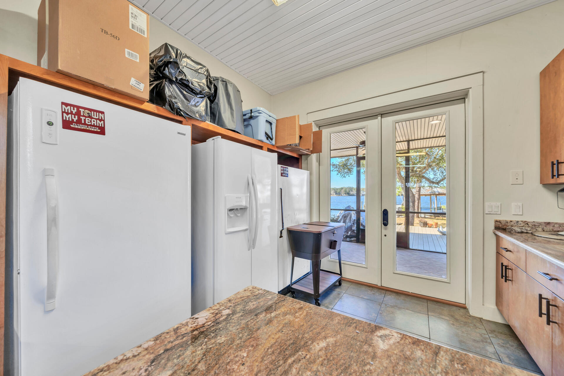 GREY MOSS POINT - Residential