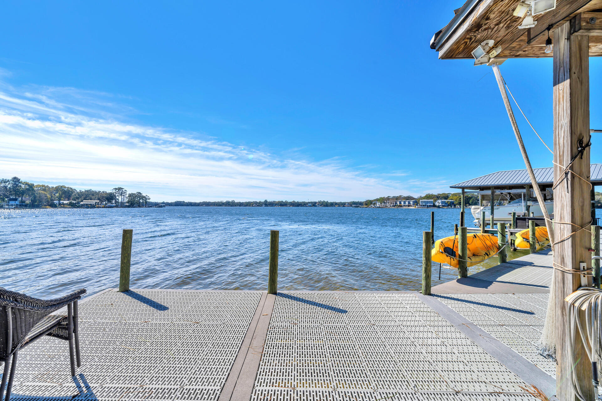 GREY MOSS POINT - Residential