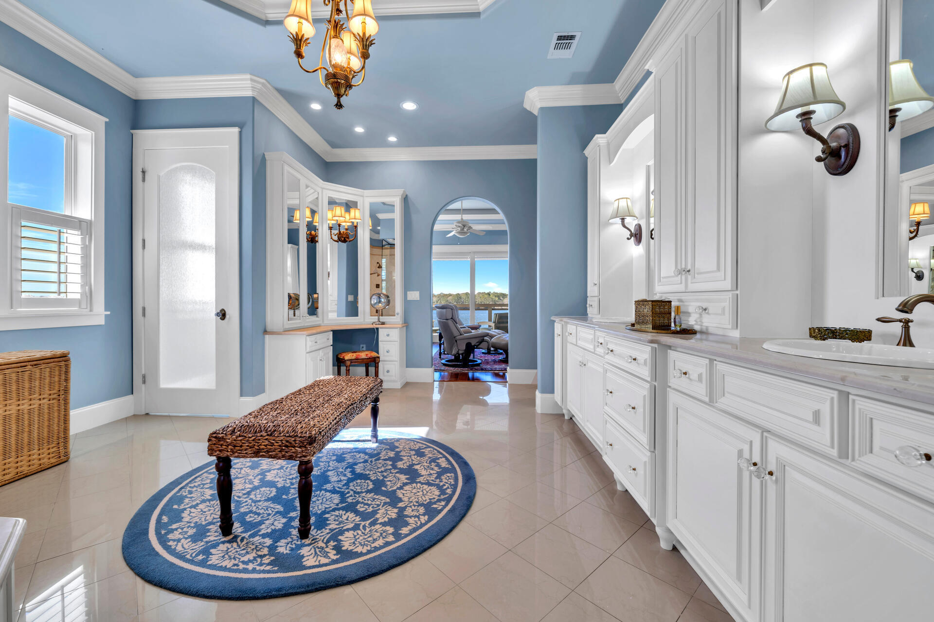 GREY MOSS POINT - Residential