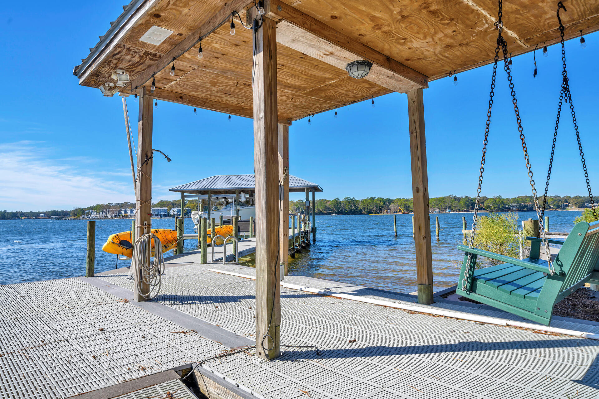 GREY MOSS POINT - Residential