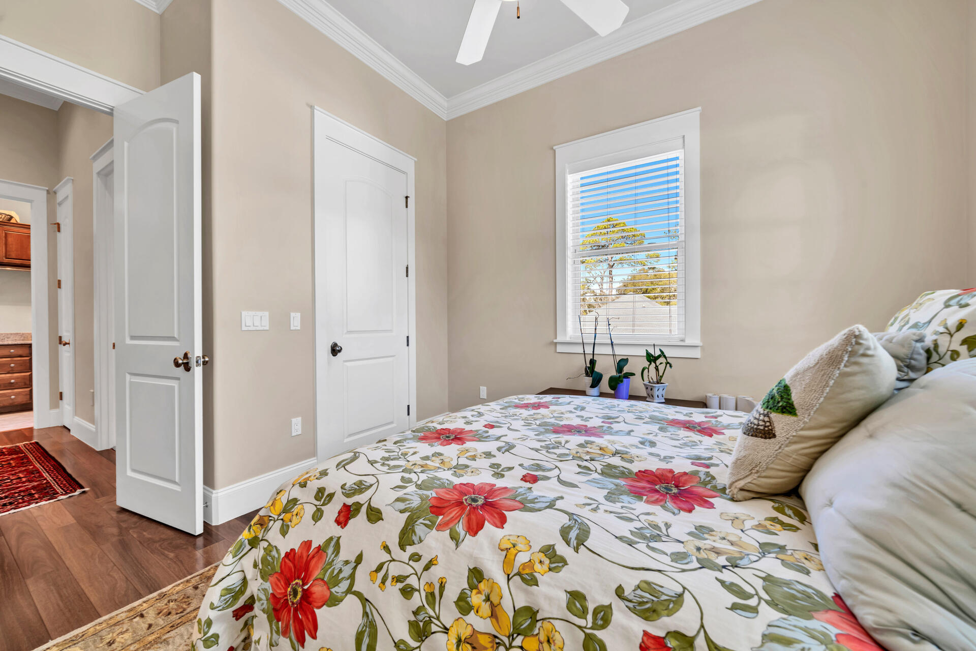GREY MOSS POINT - Residential