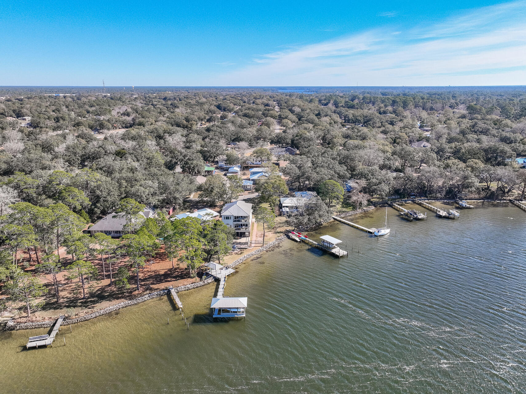 GREY MOSS POINT - Residential