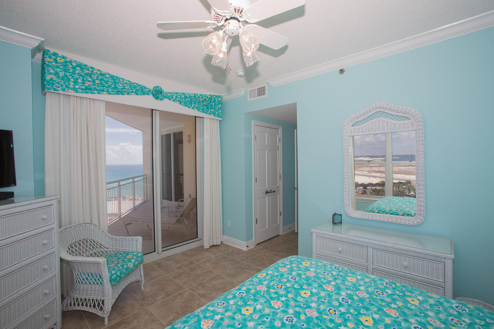 BELLE MER CONDOMINIUM - Residential