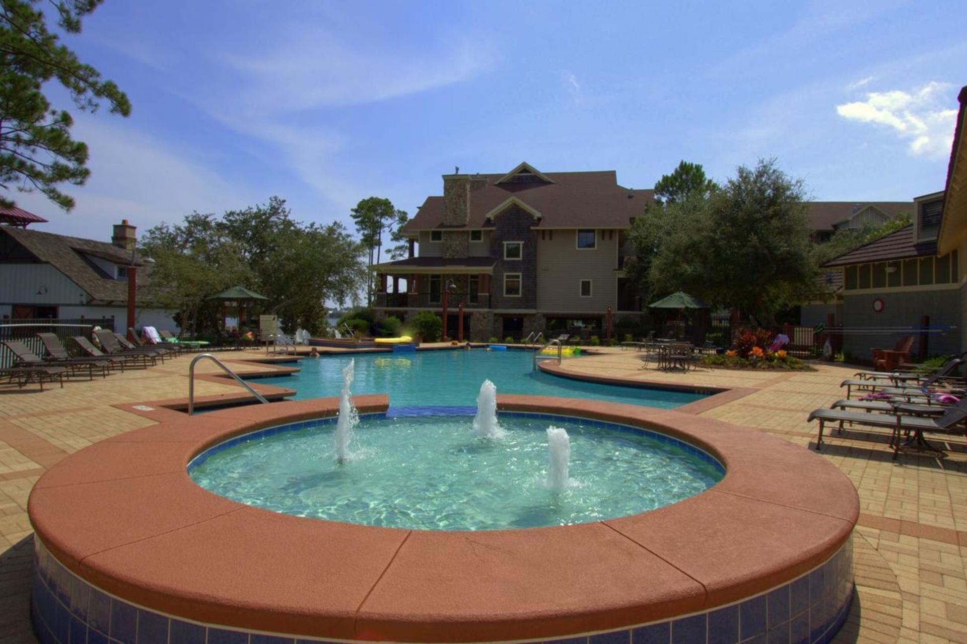 WILD HERON - Residential