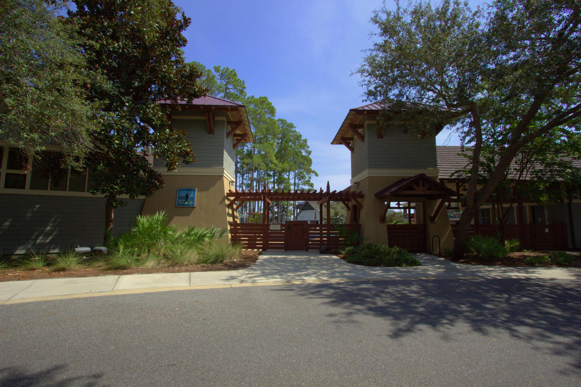 WILD HERON - Residential