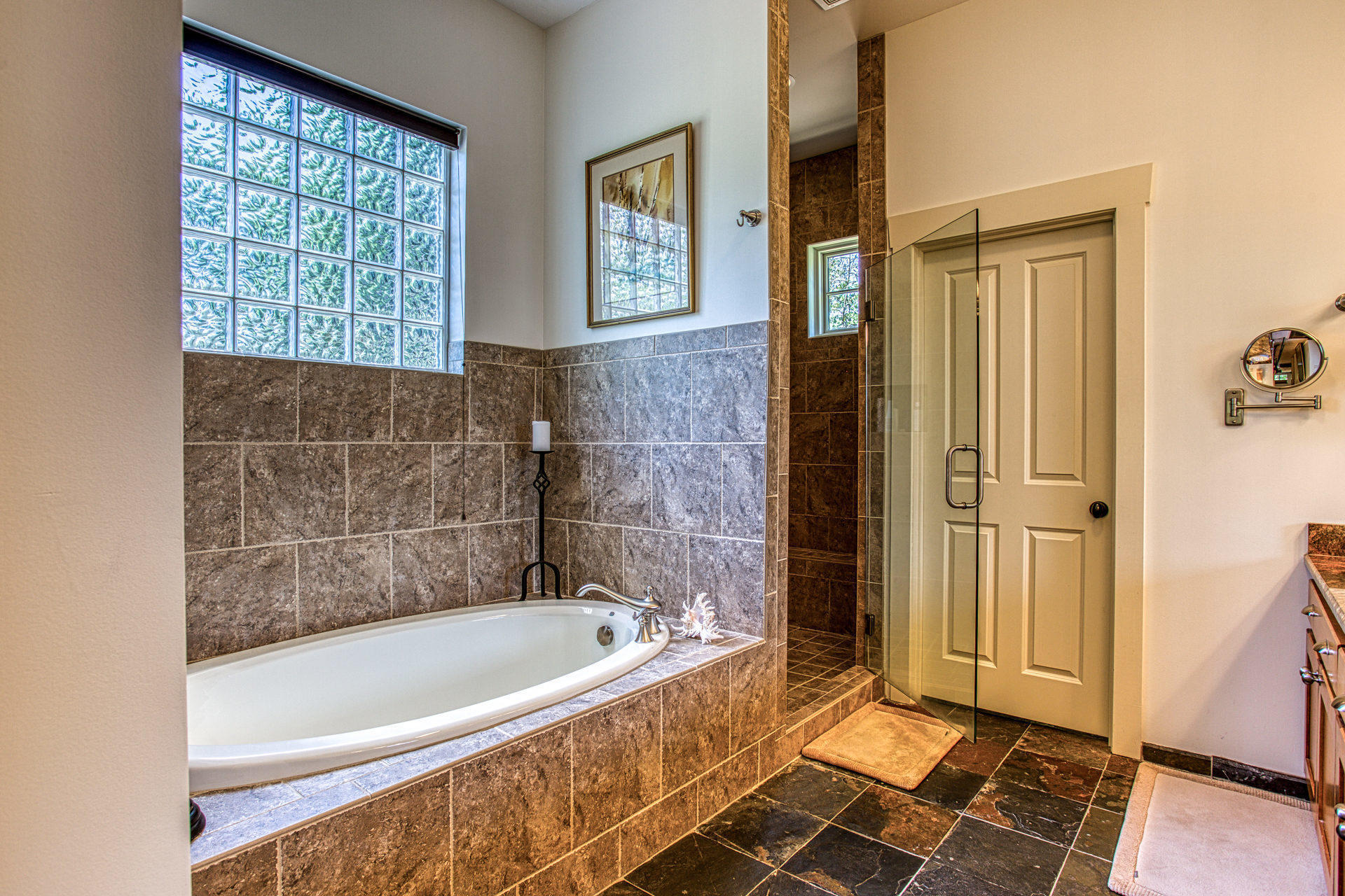 WILD HERON - Residential