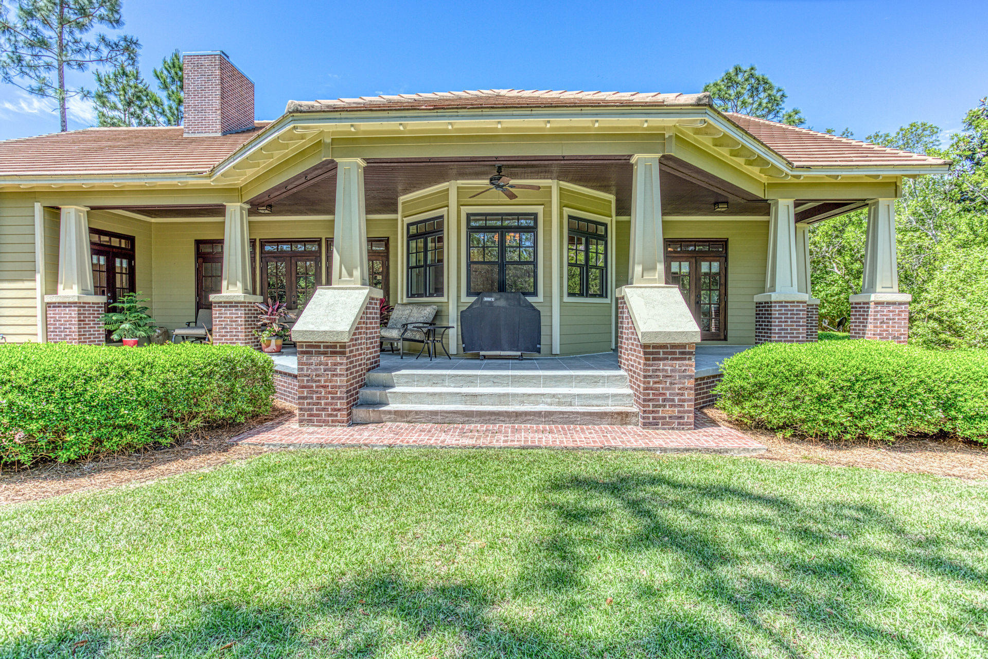 WILD HERON - Residential