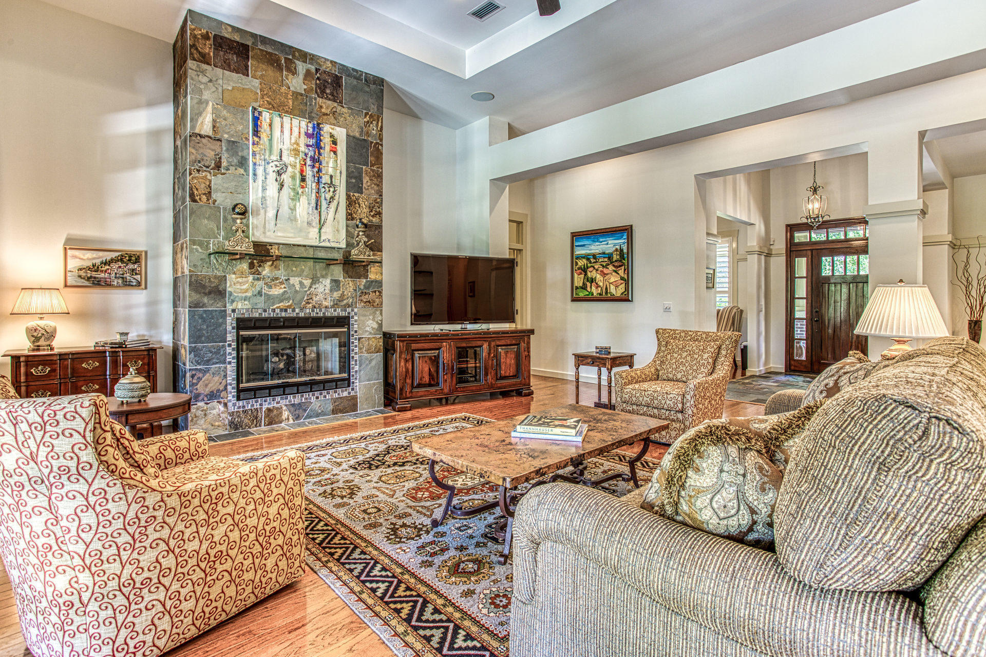 WILD HERON - Residential