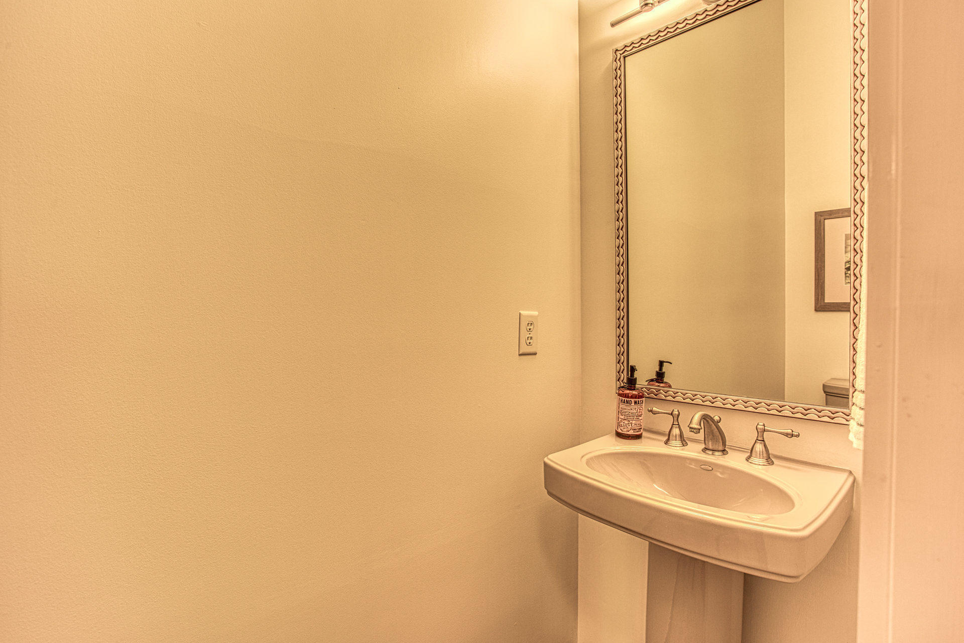 WILD HERON - Residential