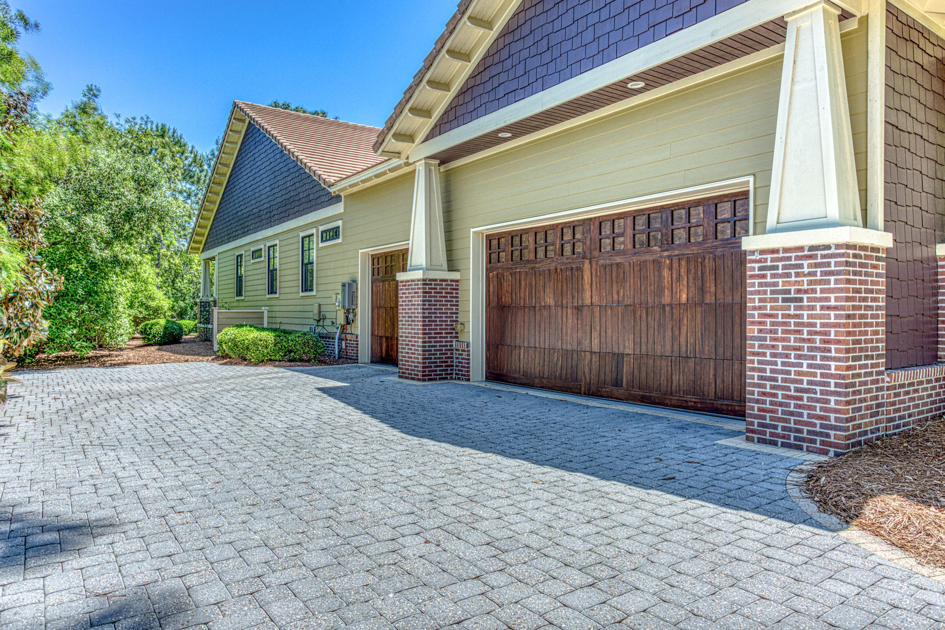 WILD HERON - Residential