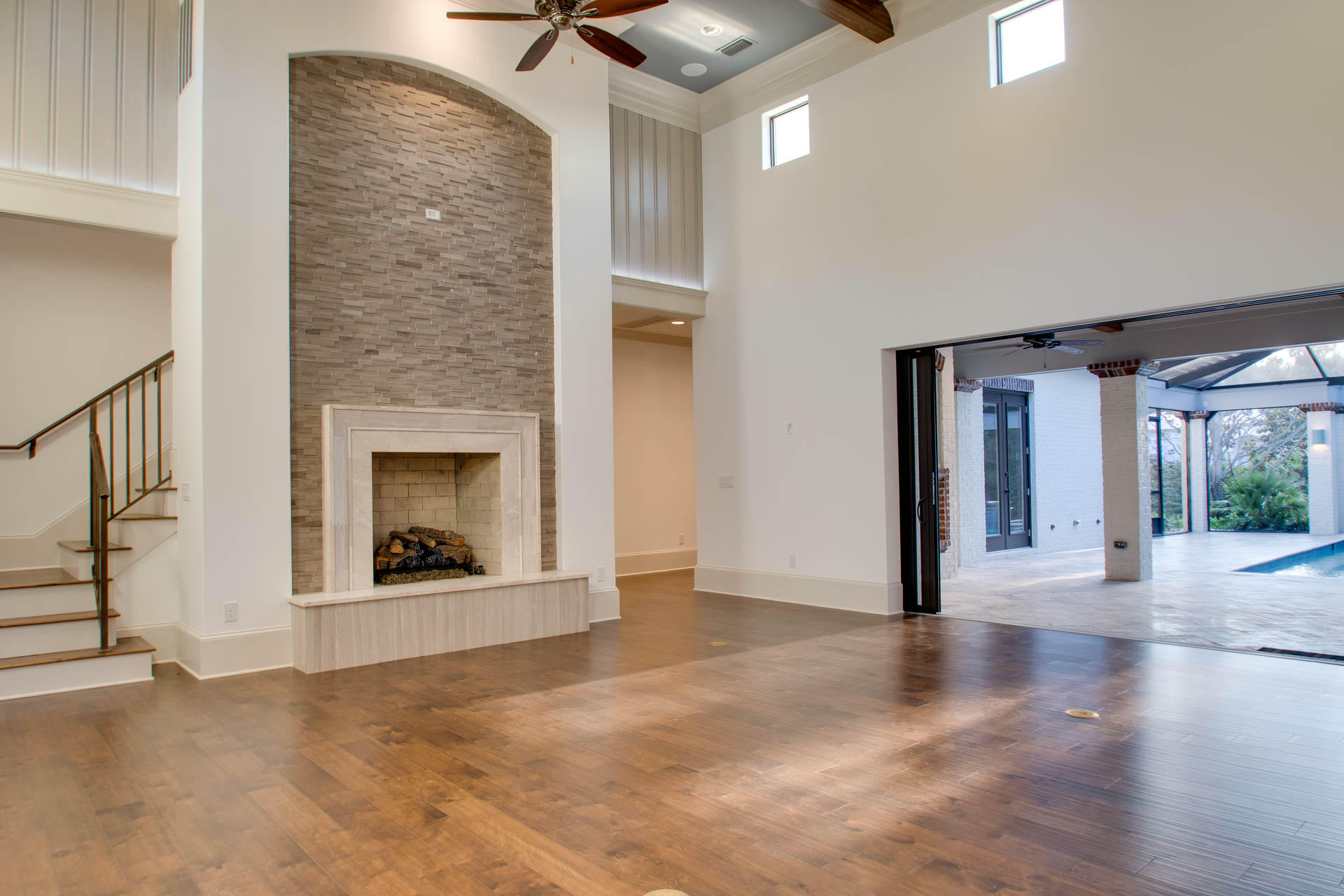 BURNT PINE - Residential