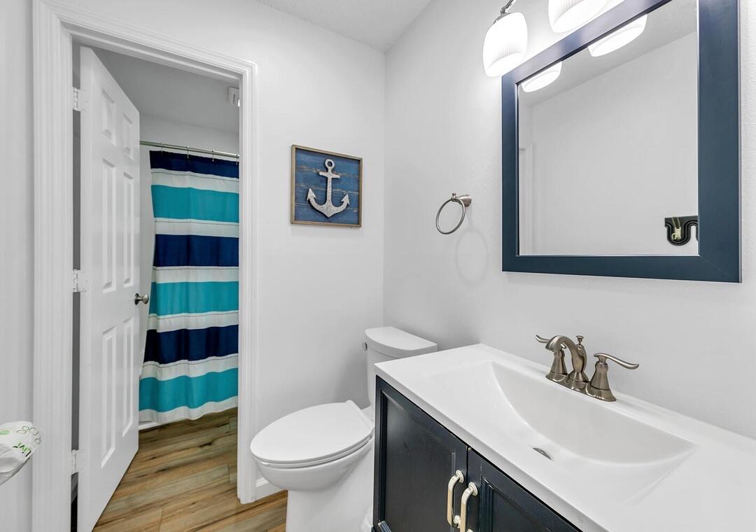 BEACHSIDE VILLAS CONDO - Residential