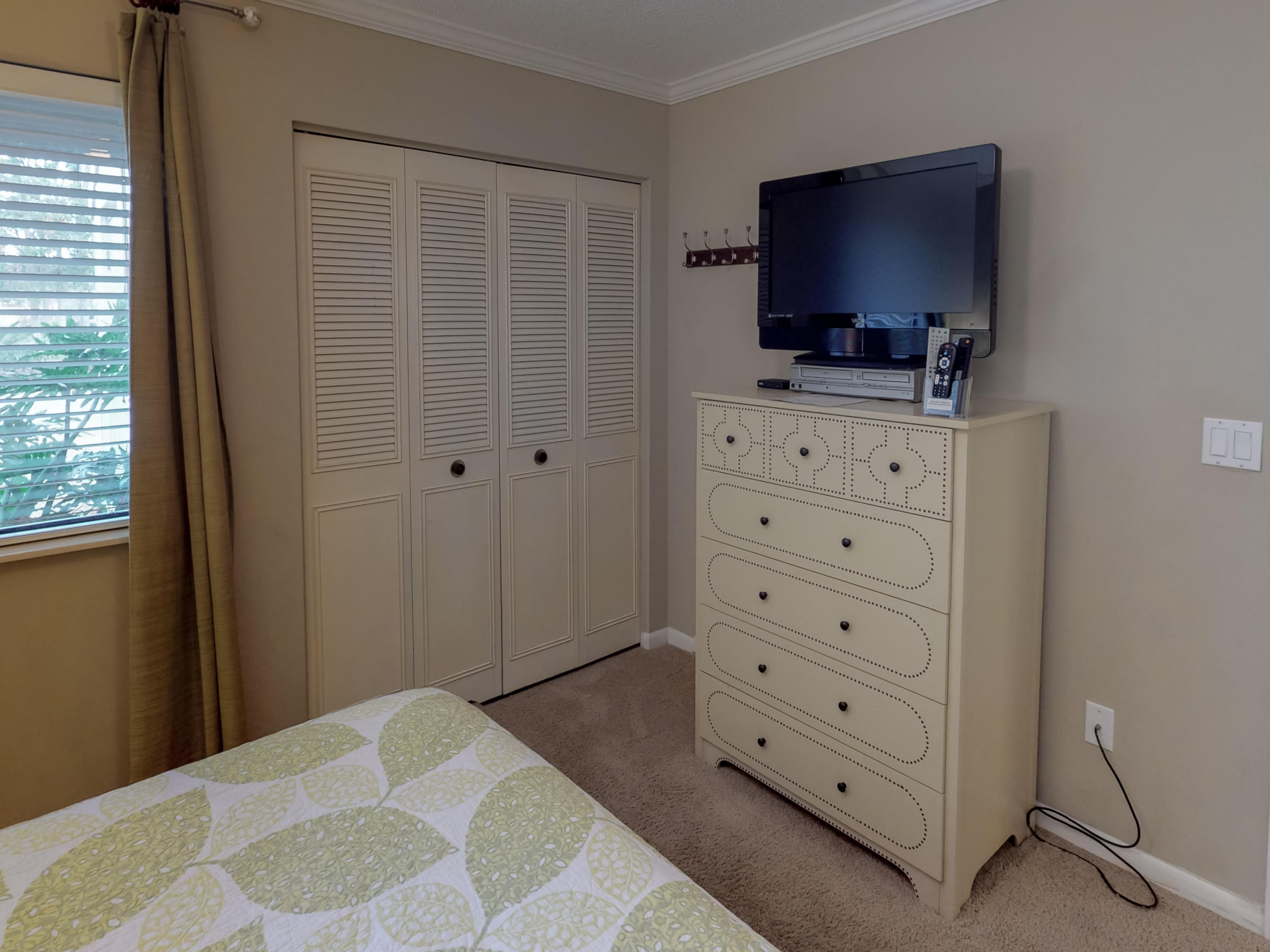 LINKSIDE VILLAGE UNIT 1 - Residential