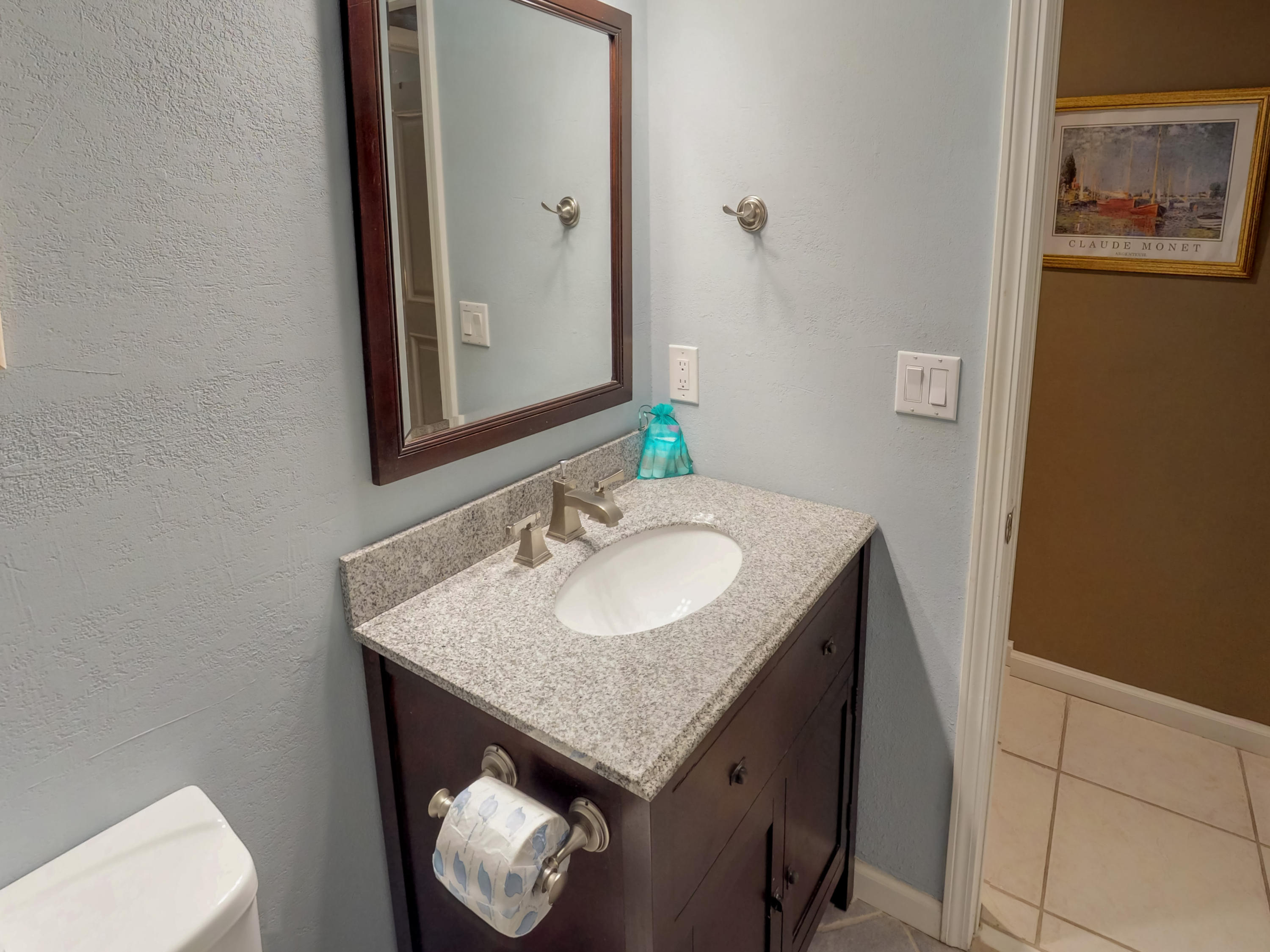 LINKSIDE VILLAGE UNIT 1 - Residential