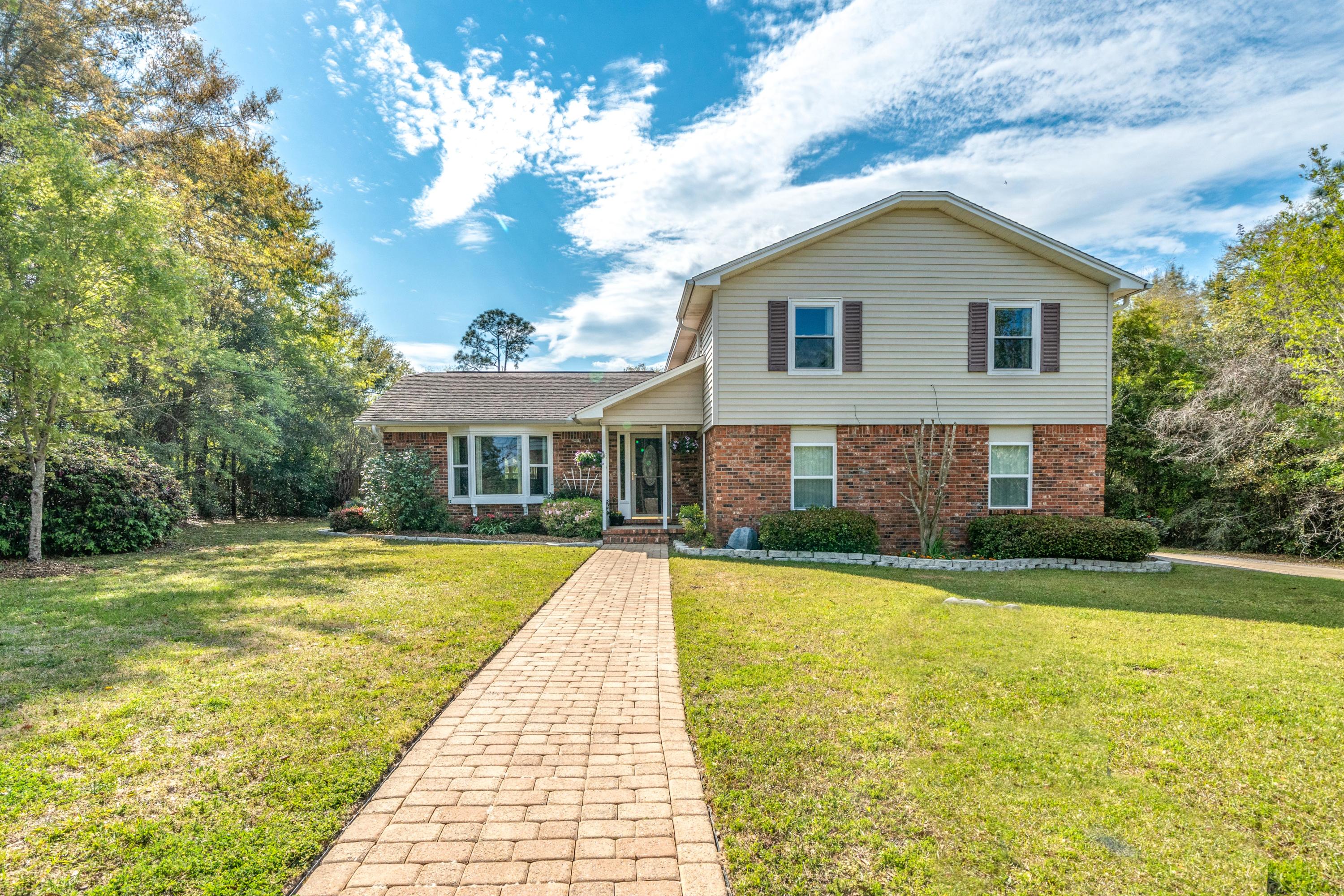 GRANDVIEW HEIGHTS - Residential