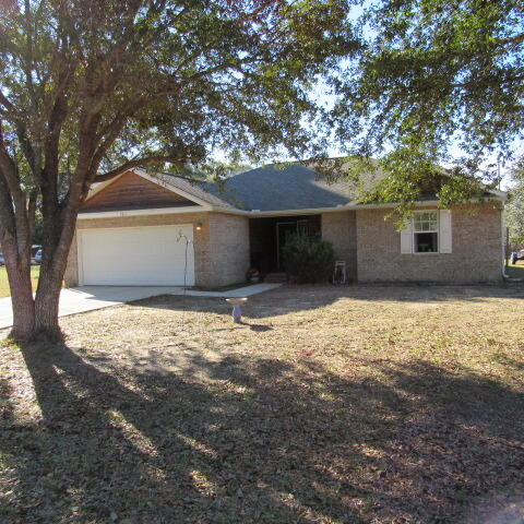 You'll want to see this home and the spacious yard with room to move around. There is no shortage of storage with the large walk in closets in this size home. The Master bedroom and guest bedroom are larger than you would expect. Call for your appointment today!