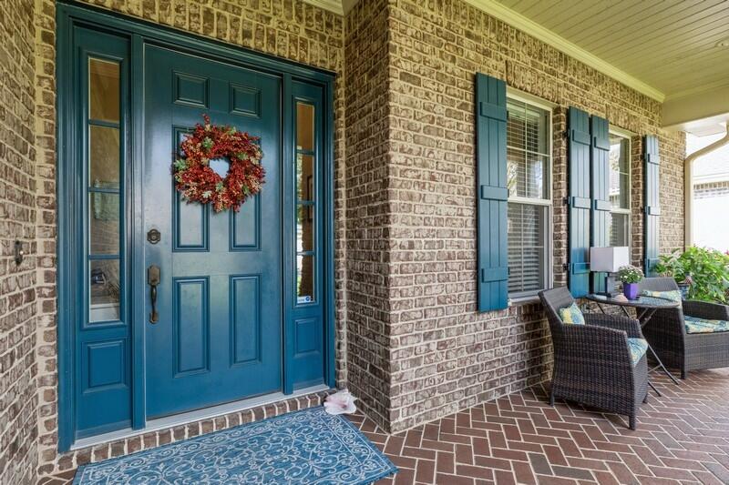 THE STABLES AT ROCKY BAYOU - Residential