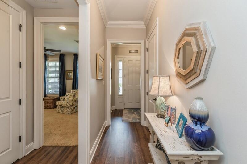 THE STABLES AT ROCKY BAYOU - Residential