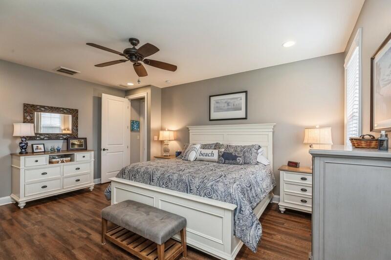 THE STABLES AT ROCKY BAYOU - Residential