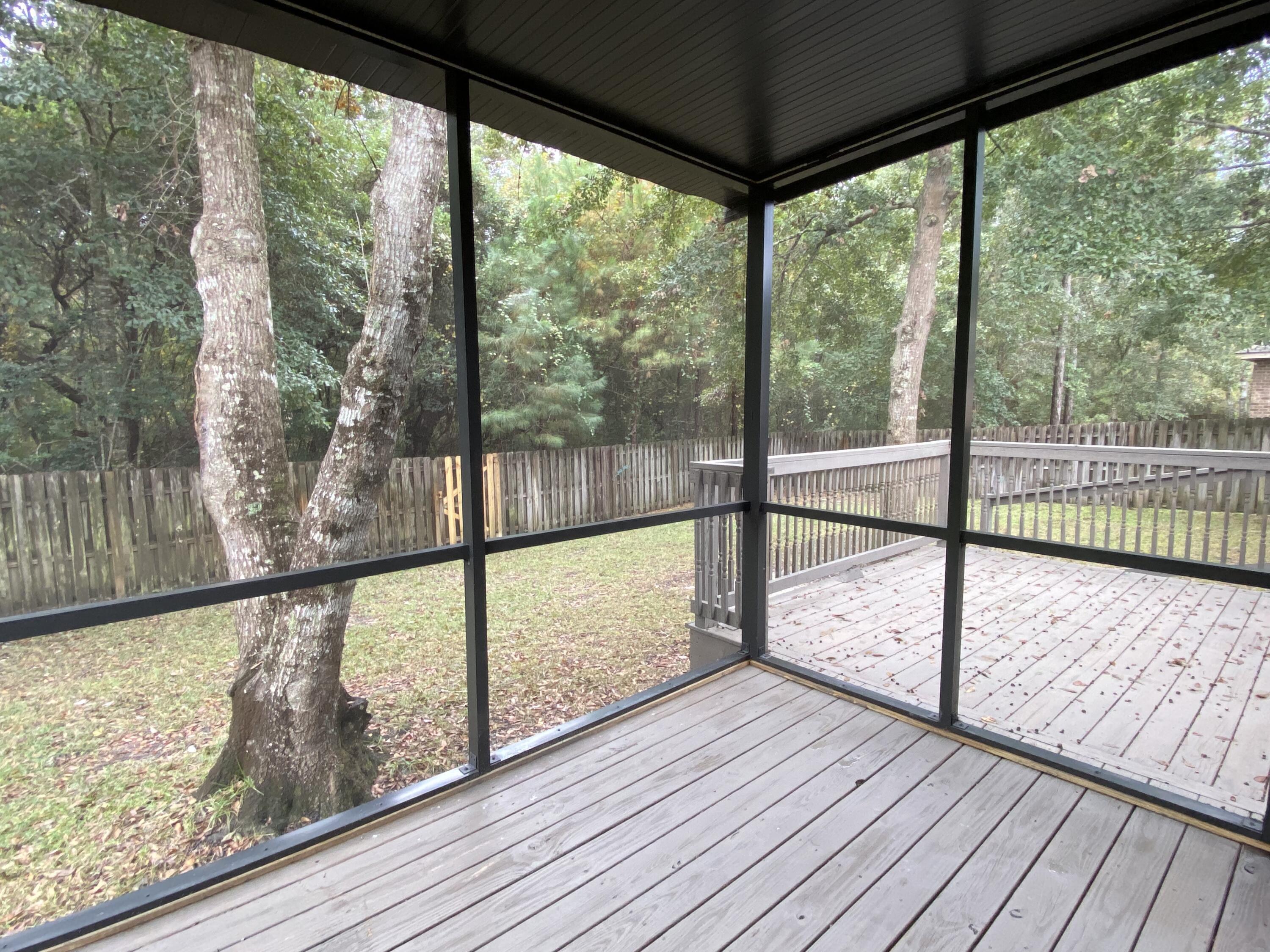 HAMMOCK BAY - Residential Lease
