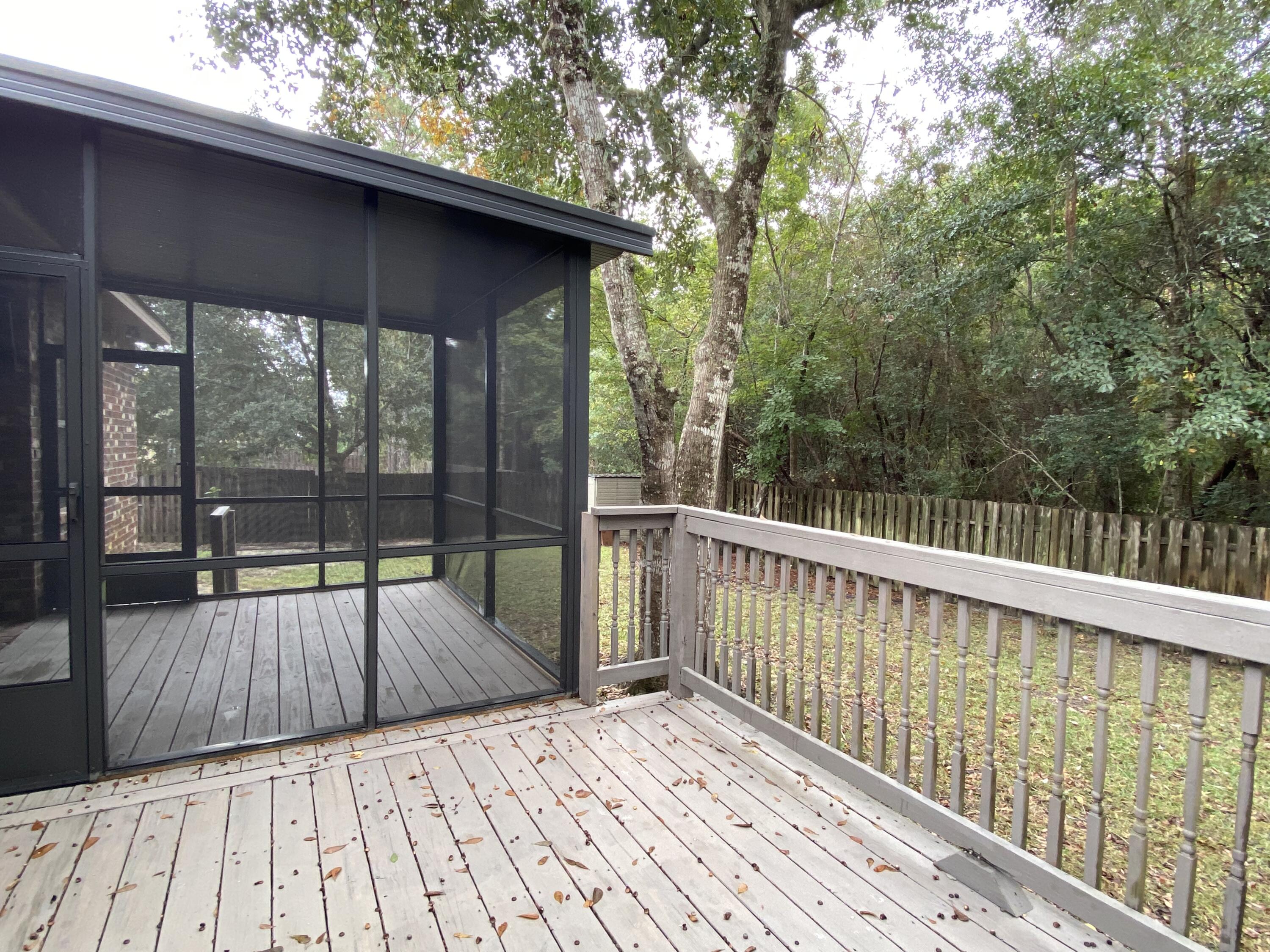 HAMMOCK BAY - Residential Lease