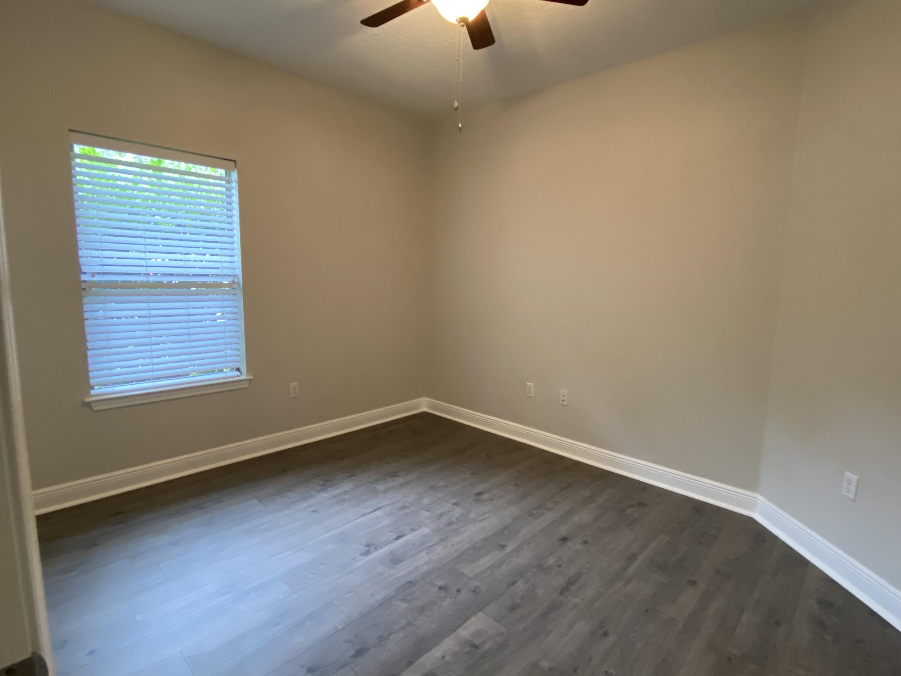 HAMMOCK BAY - Residential Lease