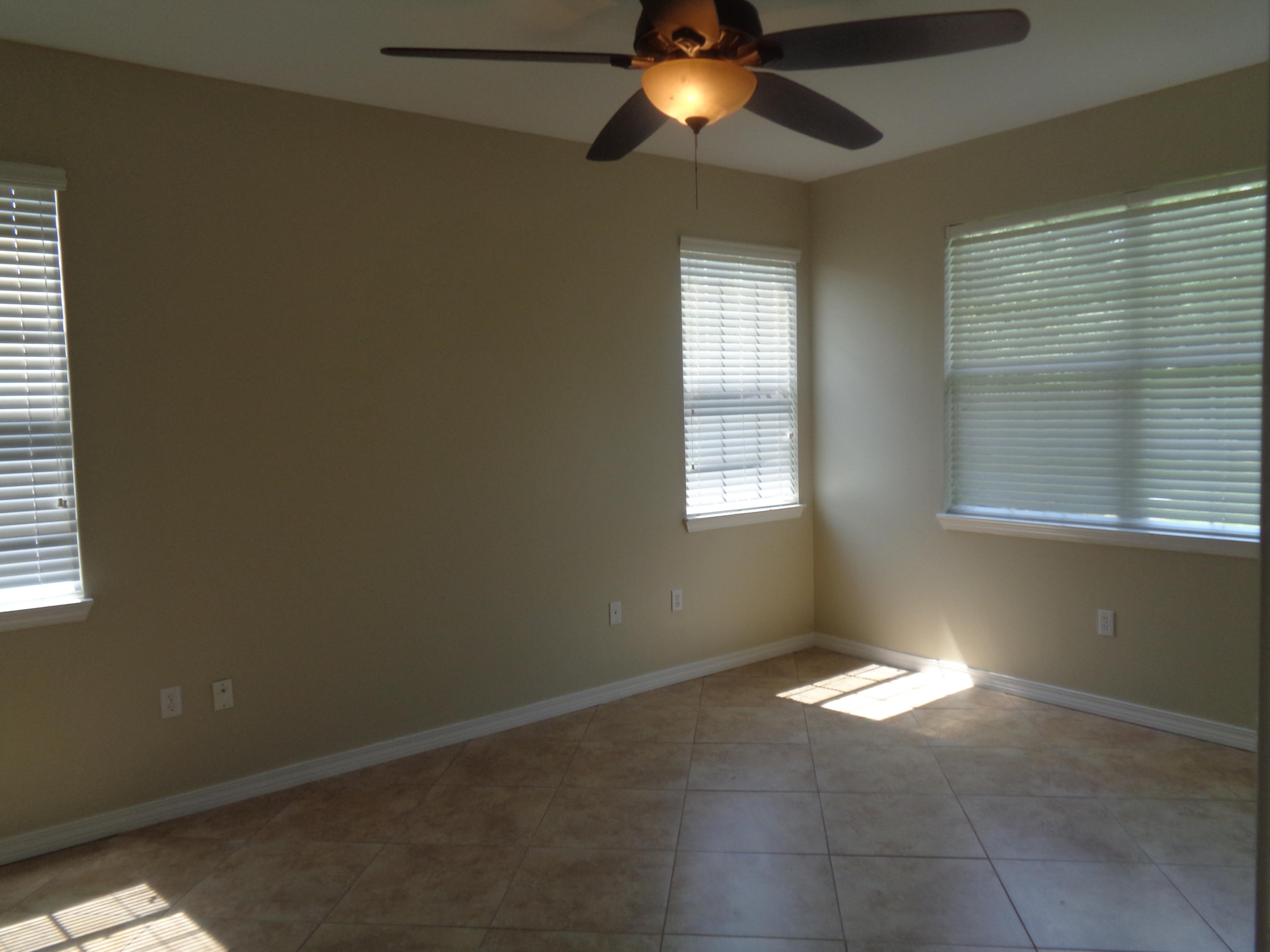 SANDY RIDGE ESTATES - Residential