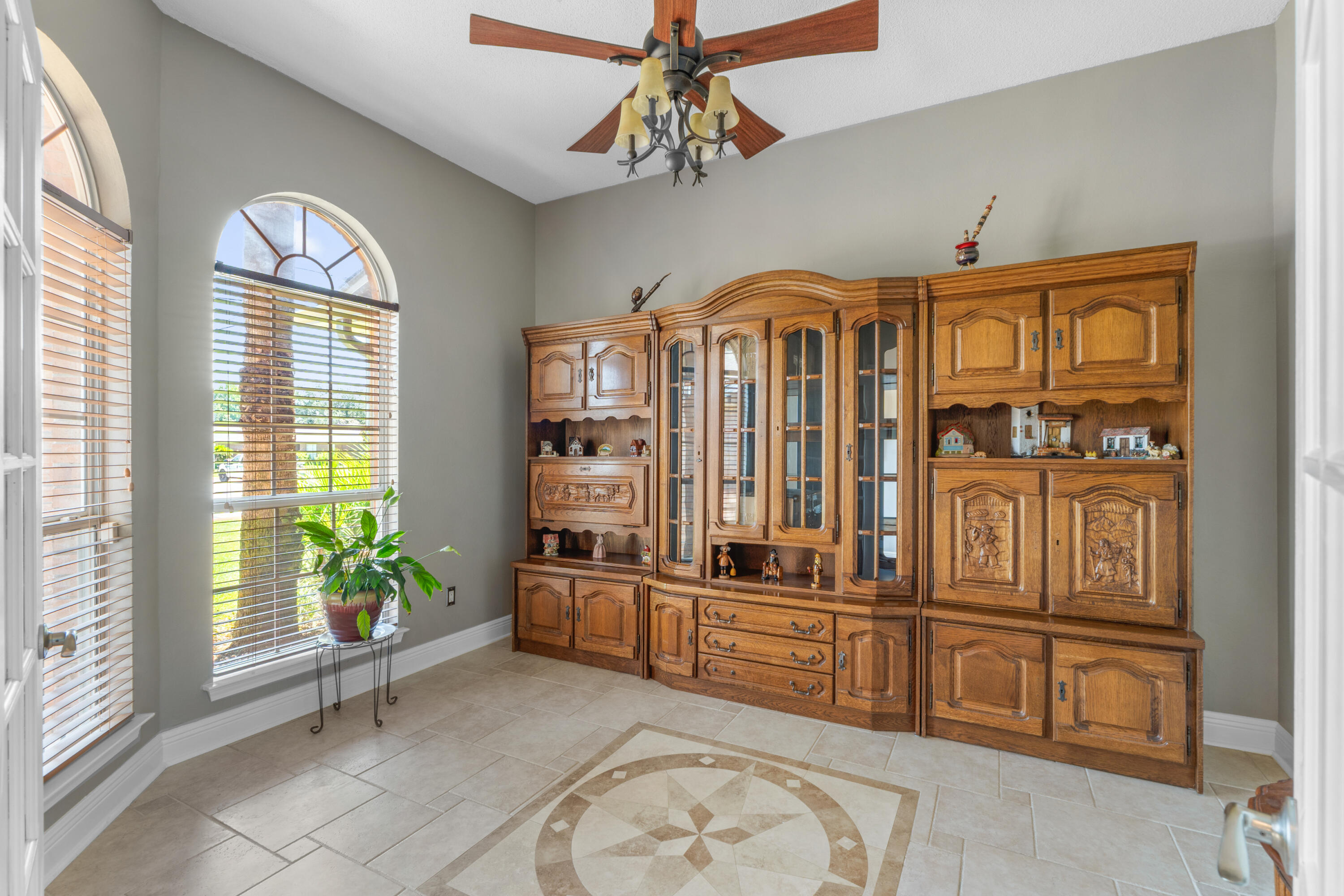 MARION MANOR - Residential