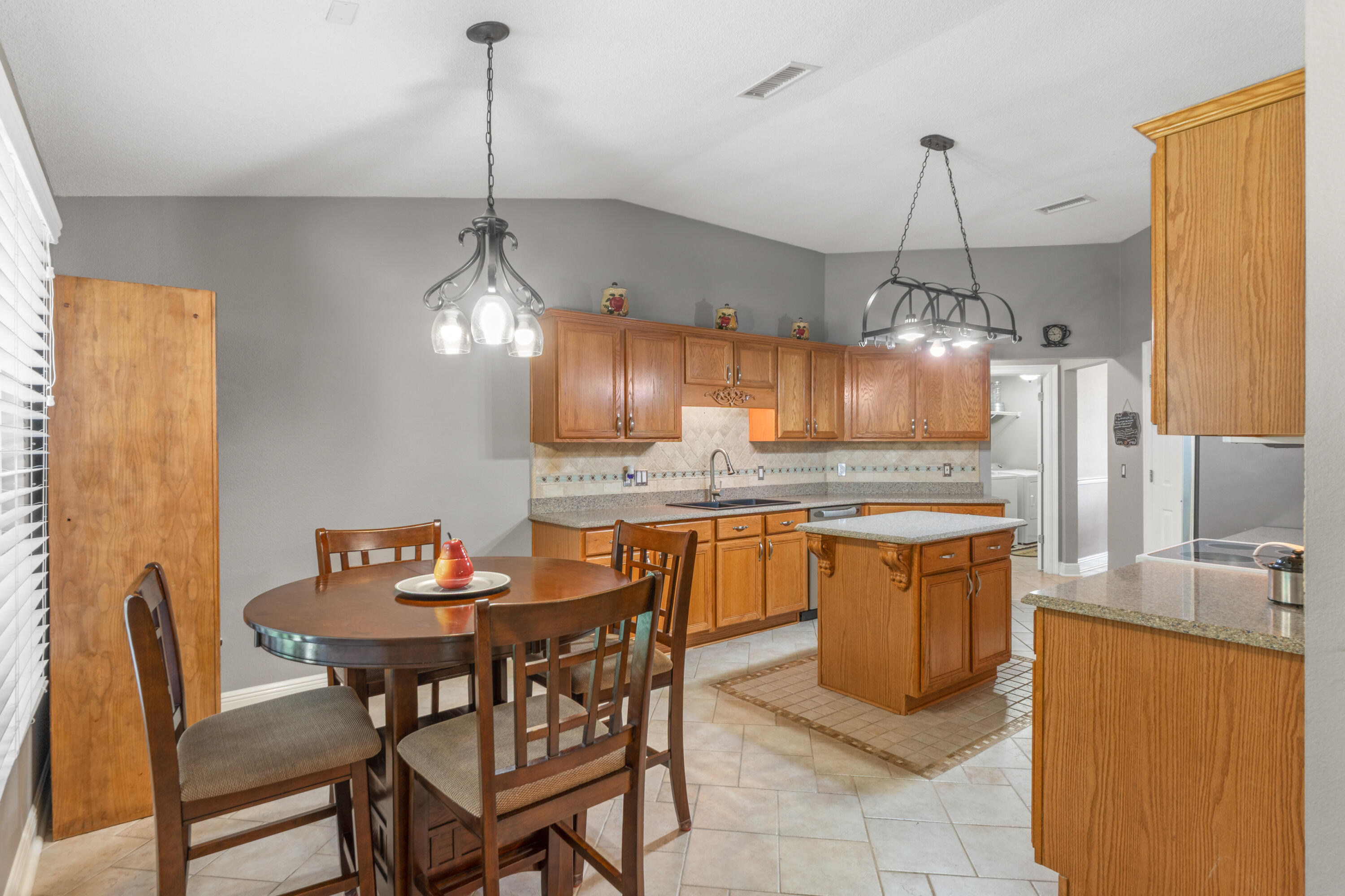 MARION MANOR - Residential