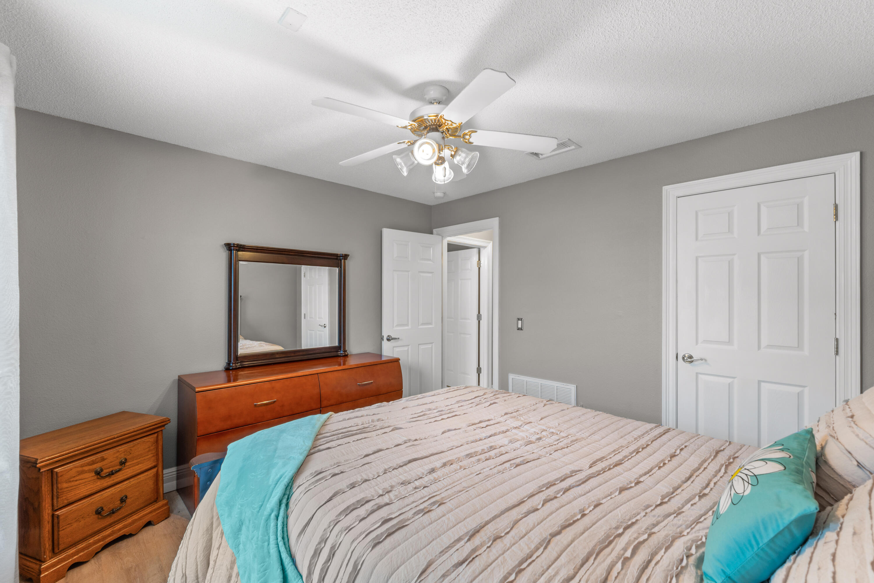 MARION MANOR - Residential