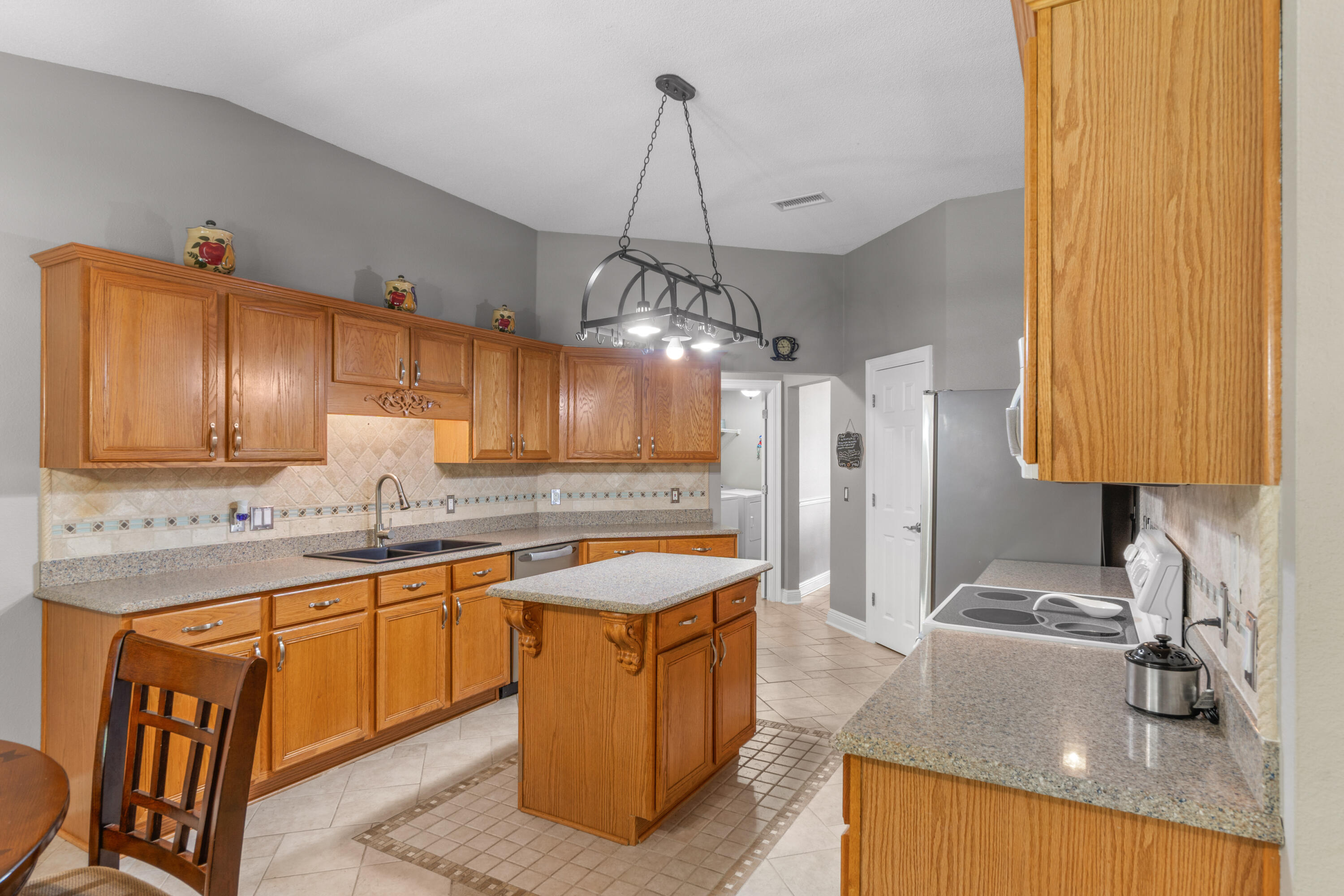 MARION MANOR - Residential