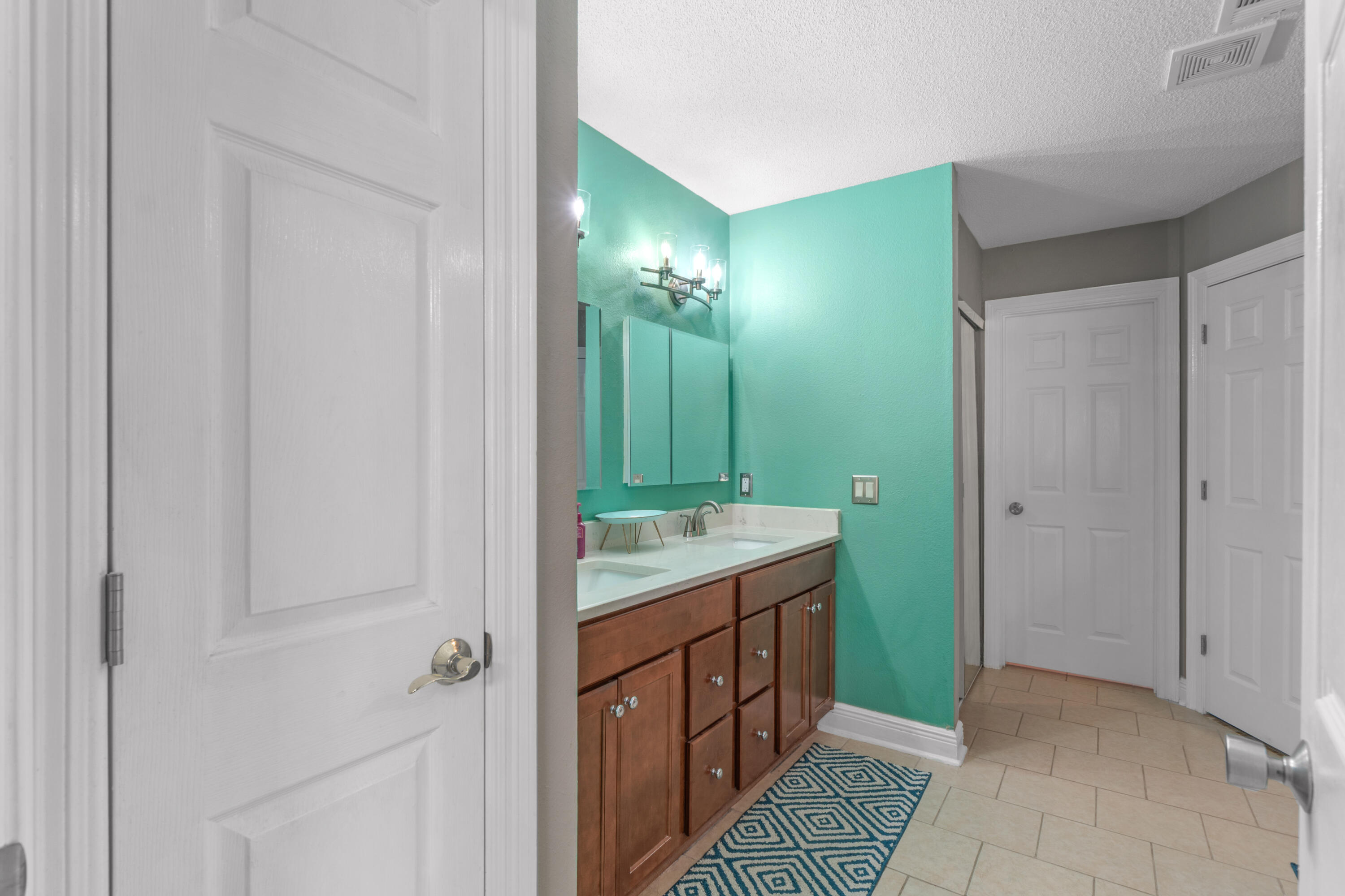 MARION MANOR - Residential