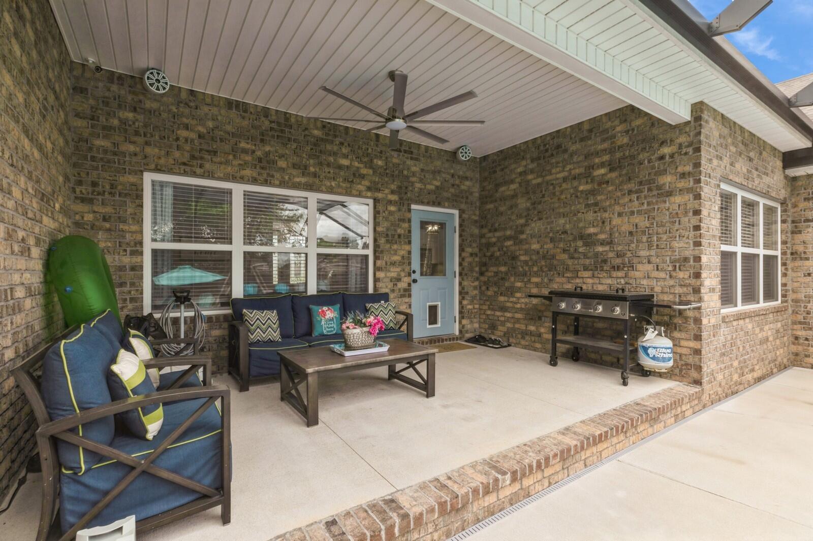 HOMEWOOD EST - Residential