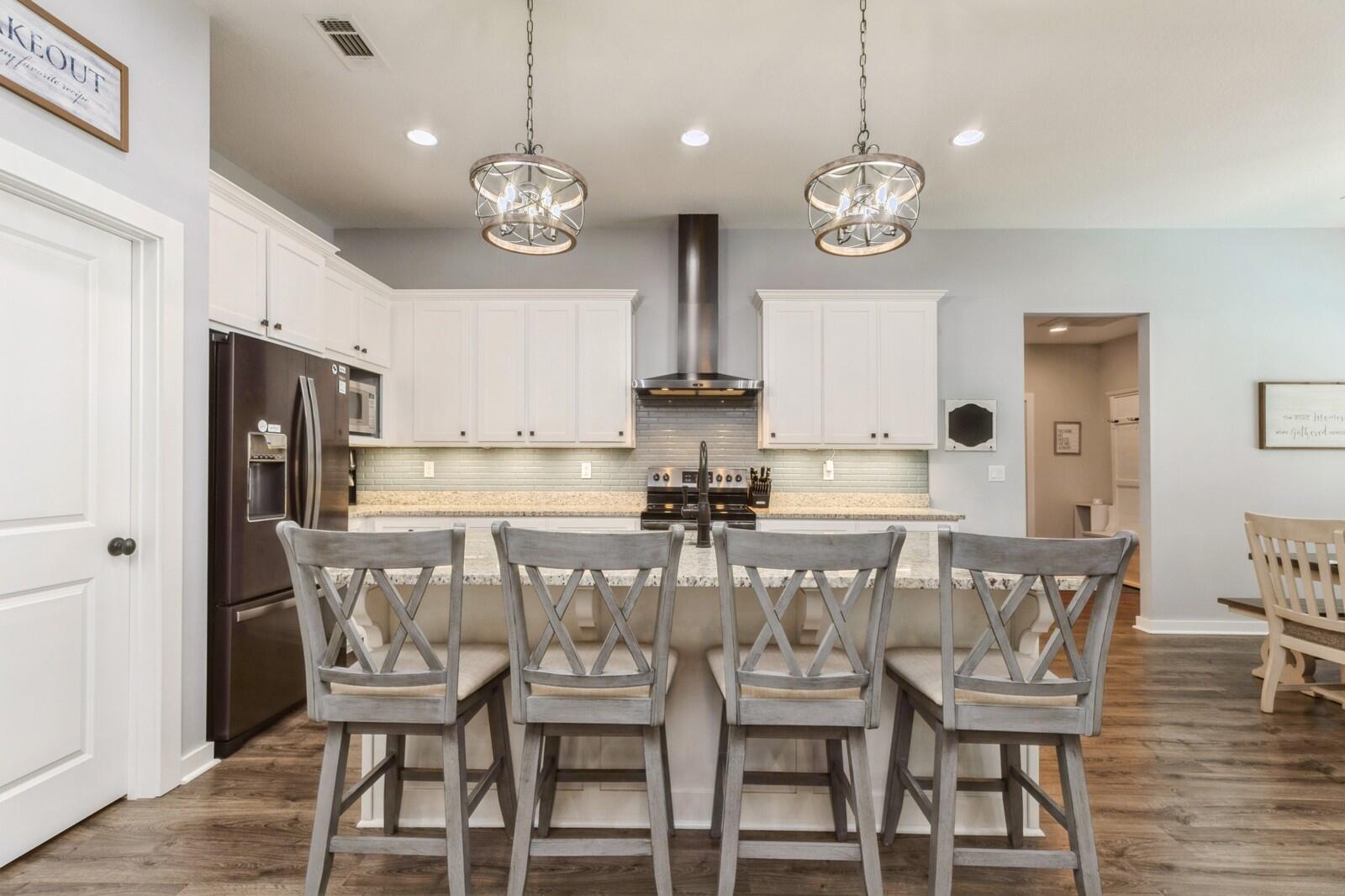 HOMEWOOD EST - Residential