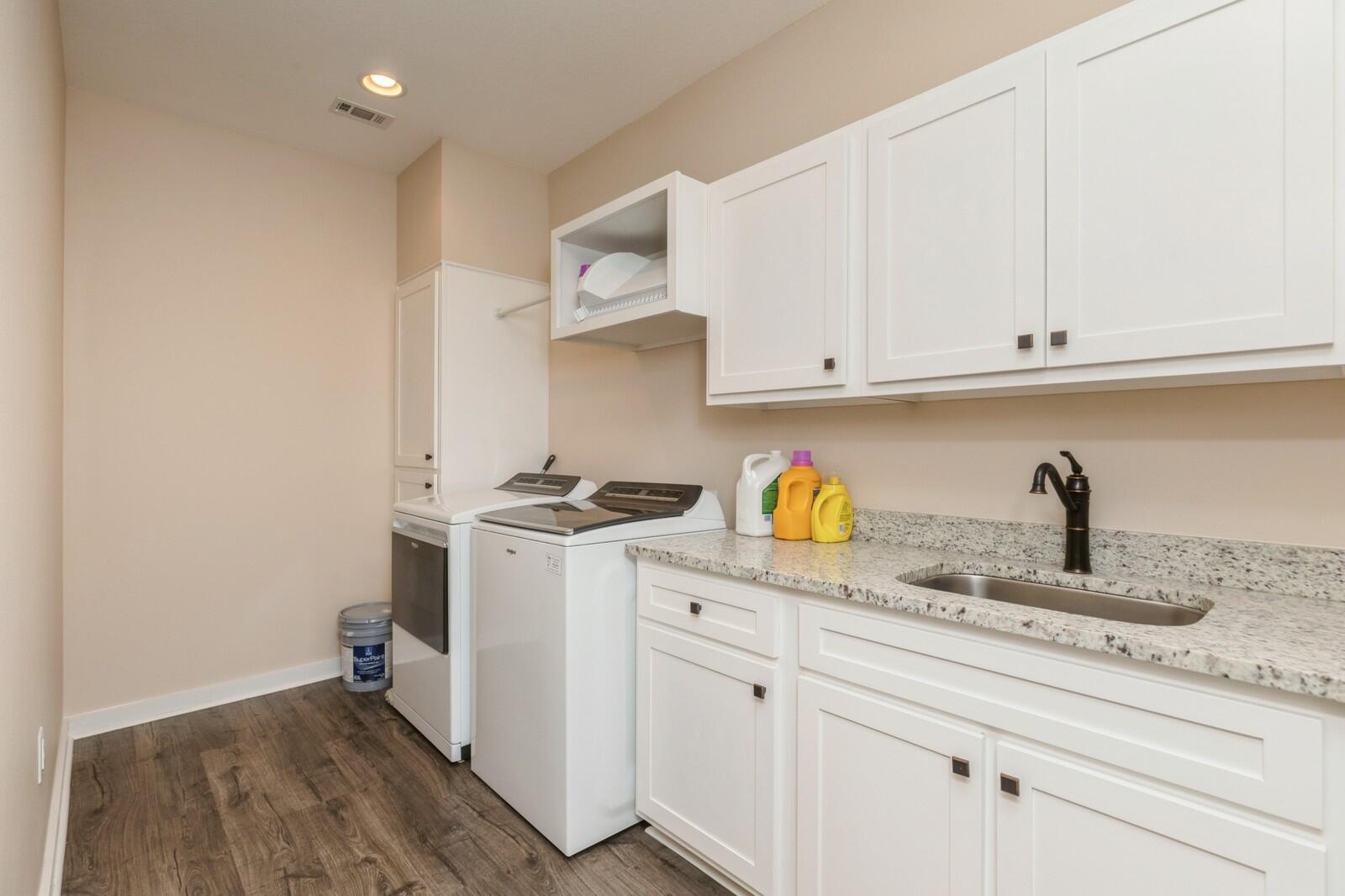 HOMEWOOD EST - Residential