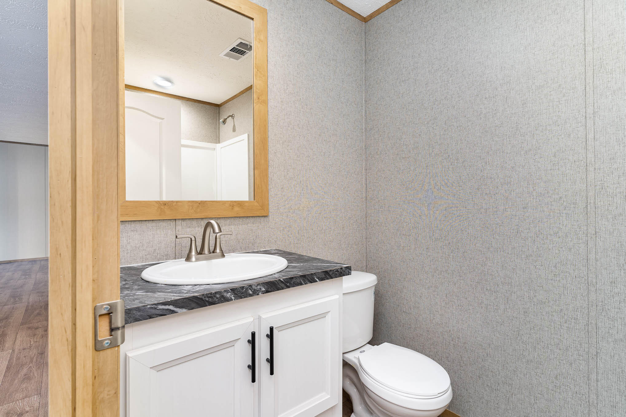 CHOCTAW 1ST ADDN - Residential Lease