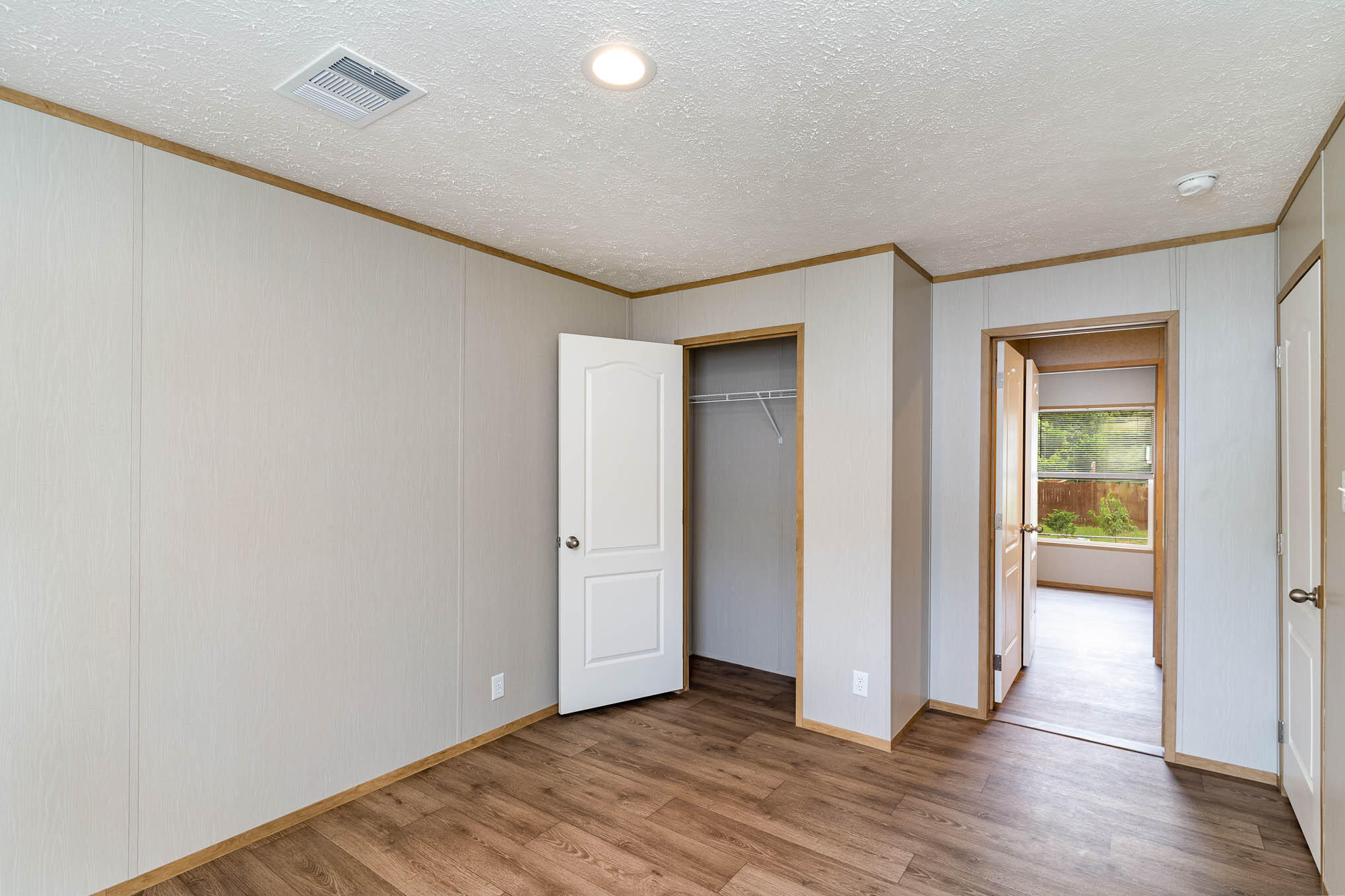 CHOCTAW 1ST ADDN - Residential Lease