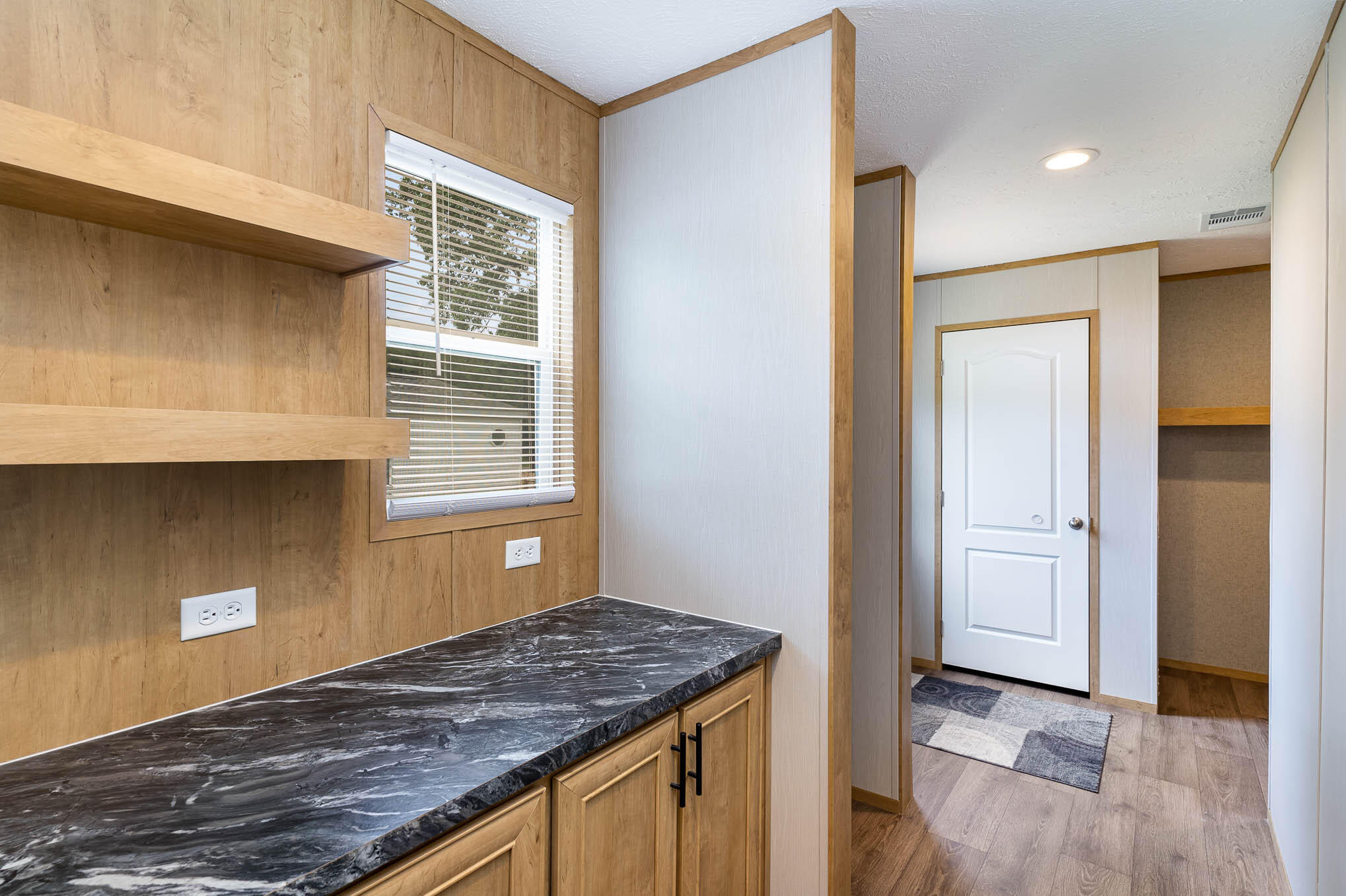 CHOCTAW 1ST ADDN - Residential Lease