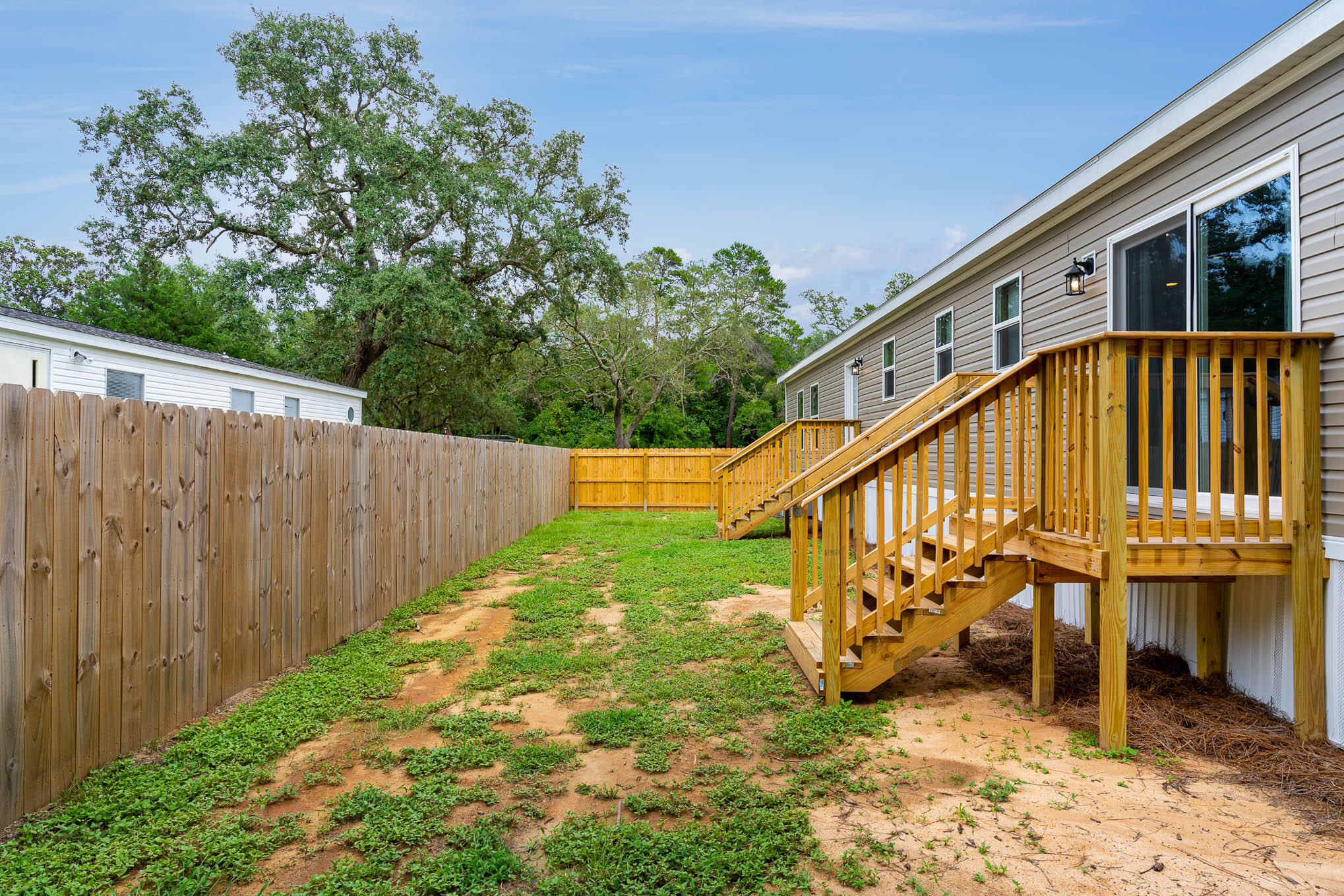 CHOCTAW 1ST ADDN - Residential Lease