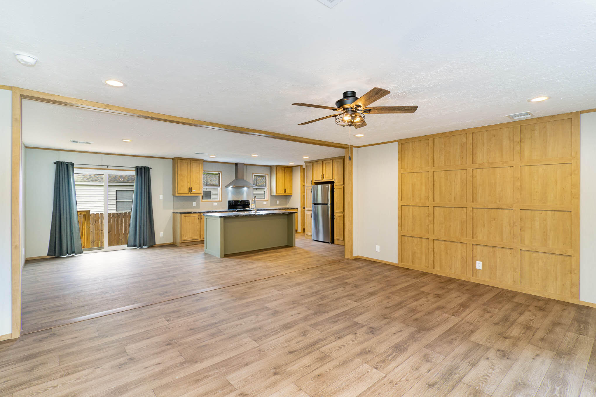 CHOCTAW 1ST ADDN - Residential Lease