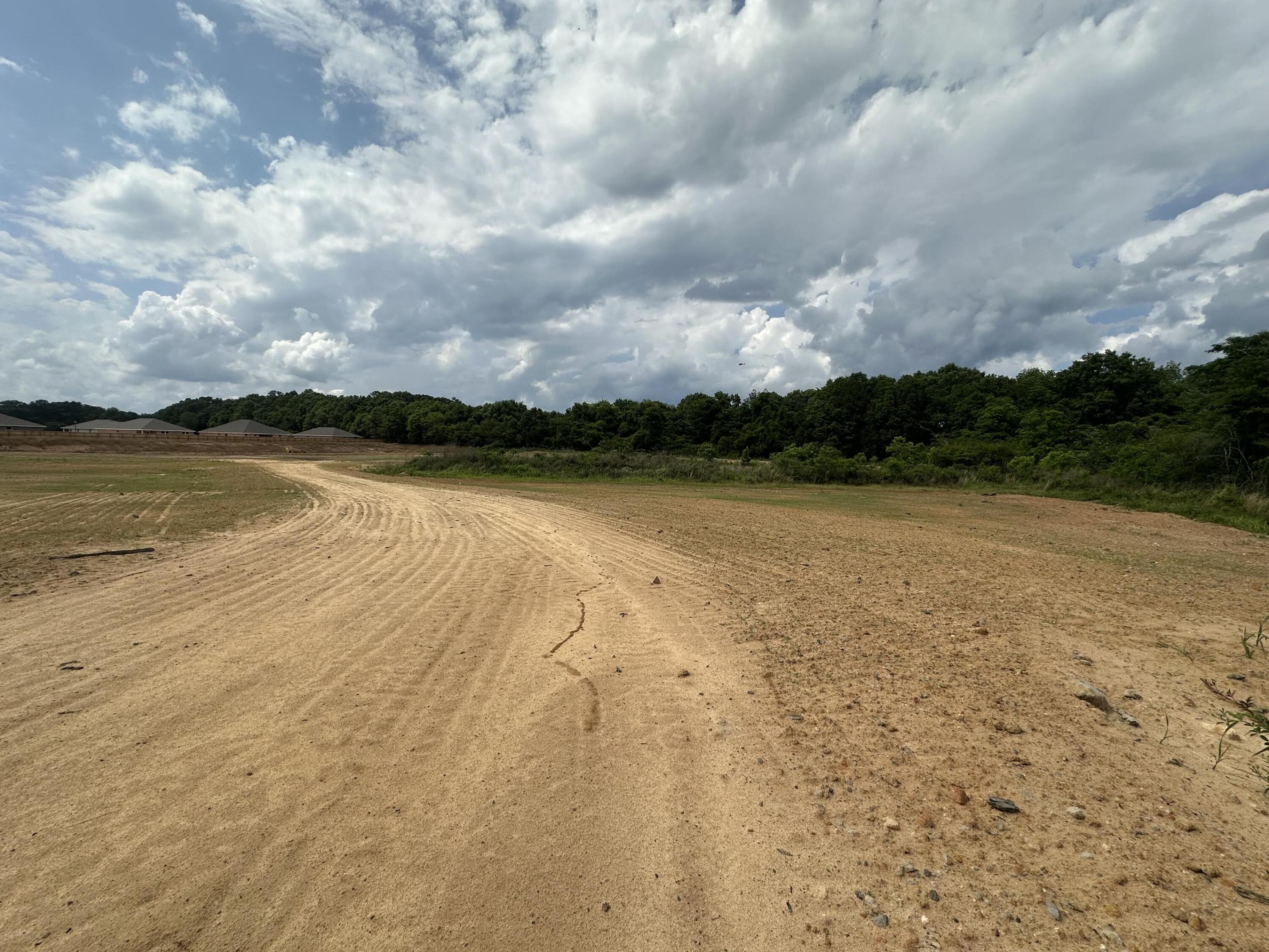 NO RECORDED SUBDIVISION - Land